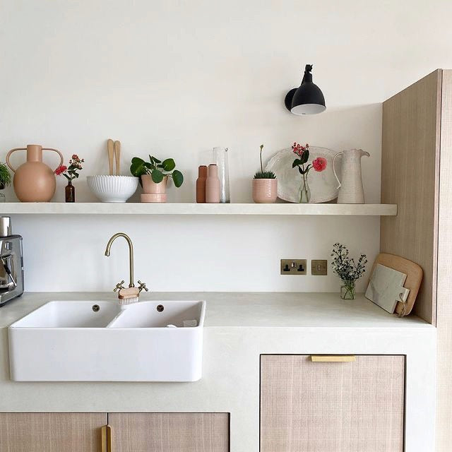 The same worktop finished in microcement